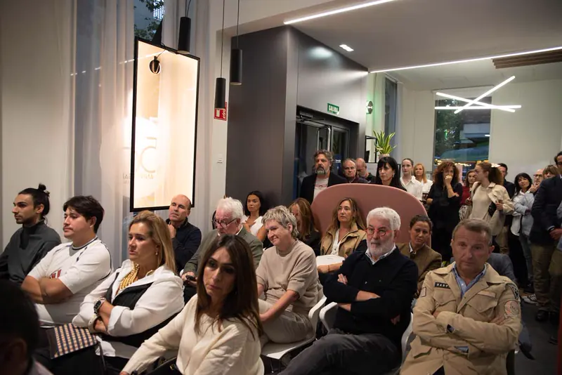 Público asistente a la charla inaugural de las Jornadas de Arquitectura y Diseño de Lara
